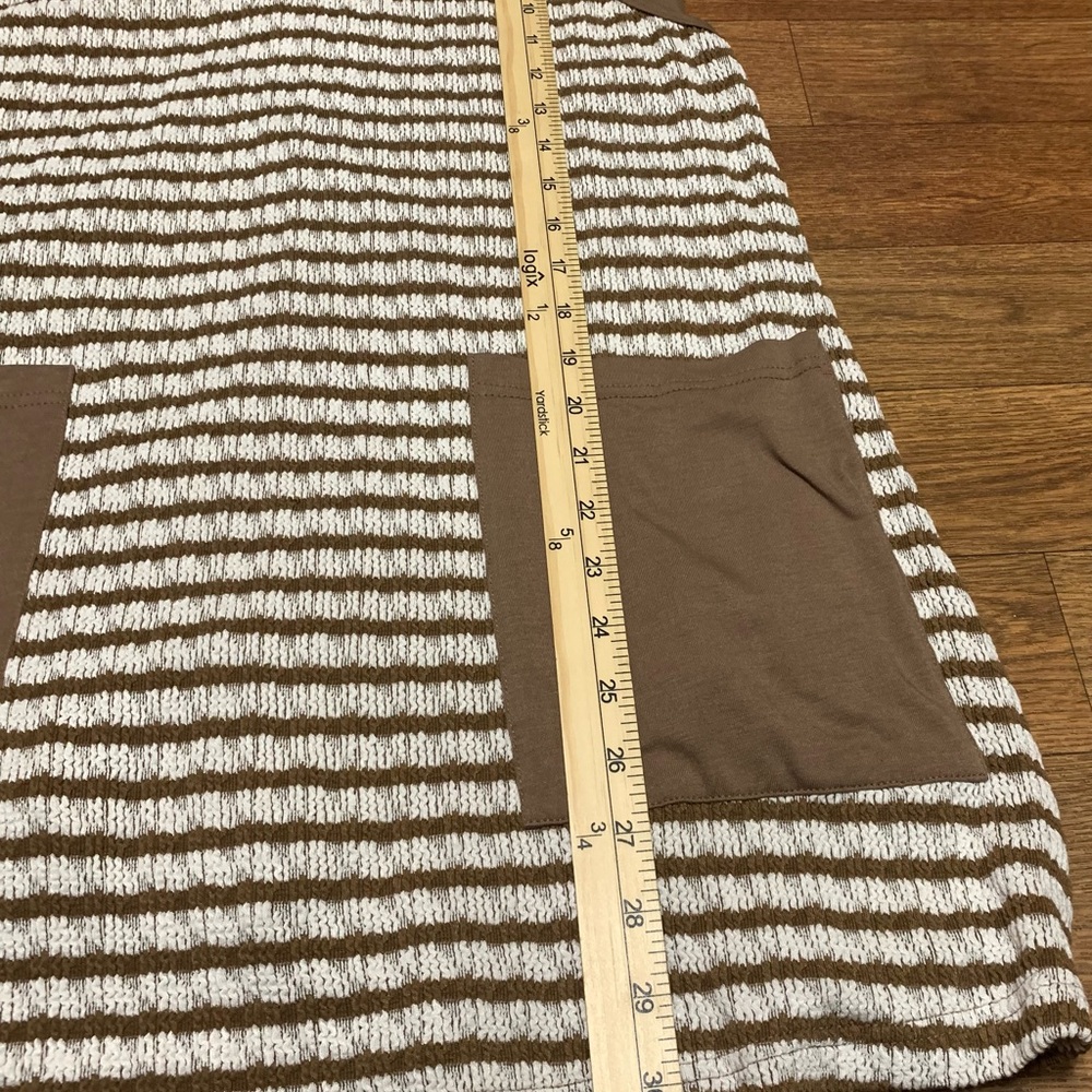 Women’s Striped Brown and Cream Women's Shorts Romper/Jumper size medium - Picture 6 of 10